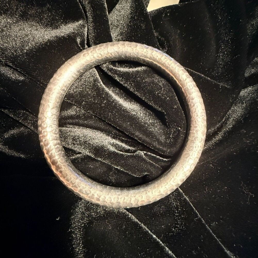Vintage Hammered Silver Bangle Bracelet